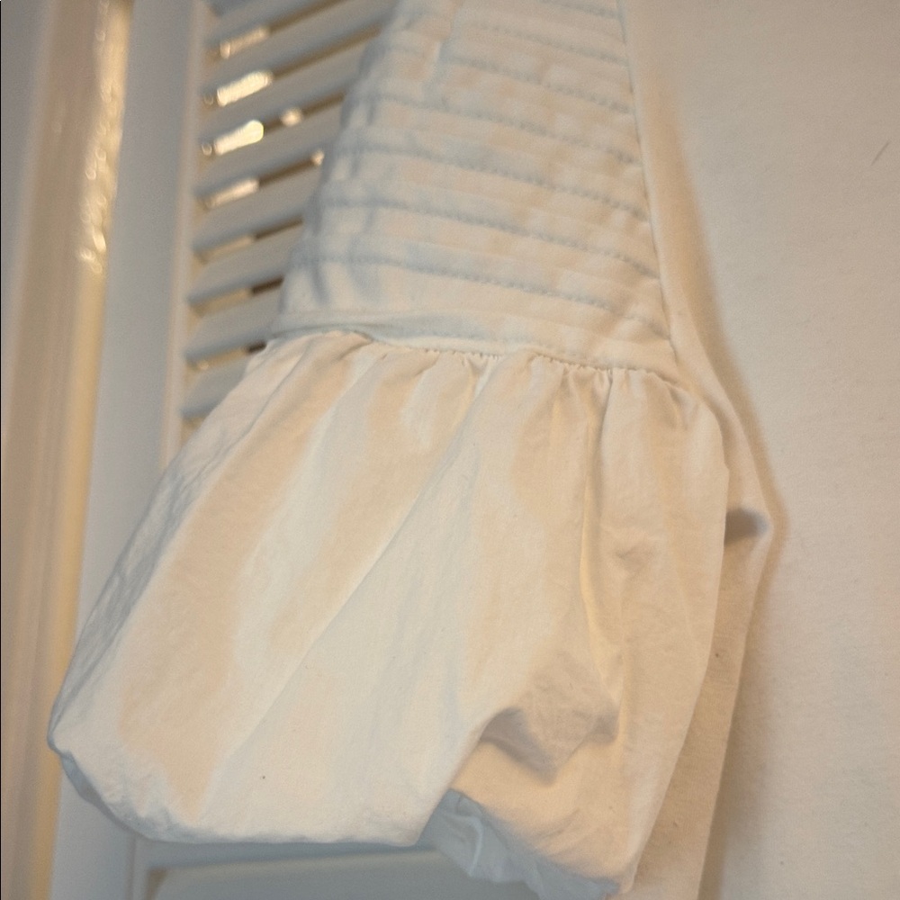 Cream Ruffled 3/4 Sleeve Blouse - Picture 2 of 2